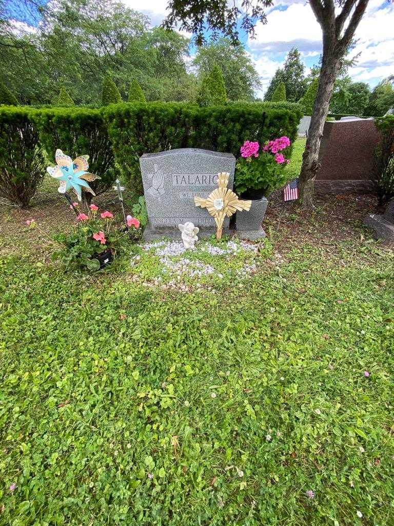 Fred Talarico Senior's grave. Photo 1