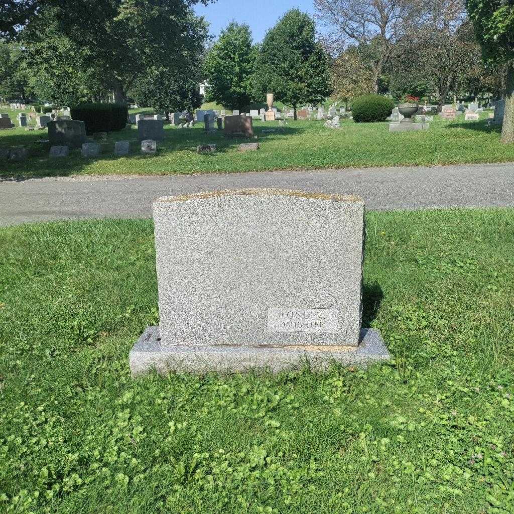 Rose Pugliese's grave. Photo 2