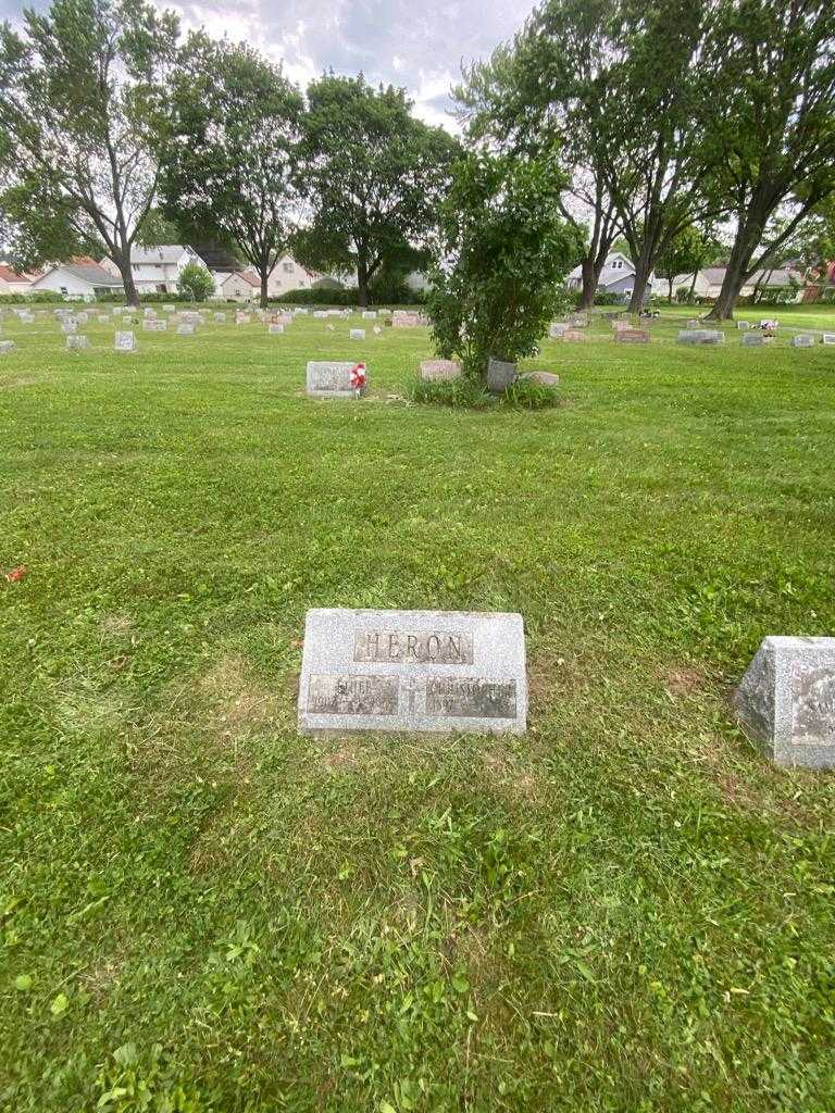 Christopher Heron's grave. Photo 1