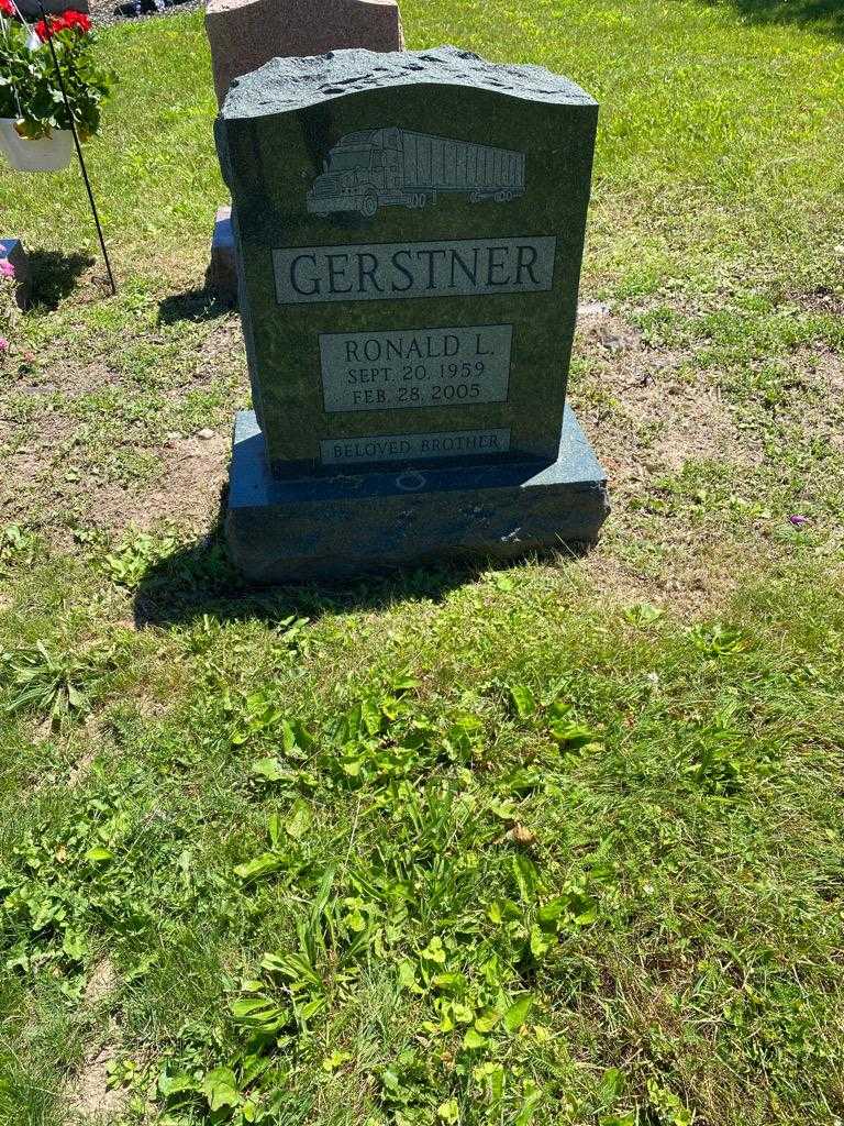 Ronald L. Gerstner's grave. Photo 2