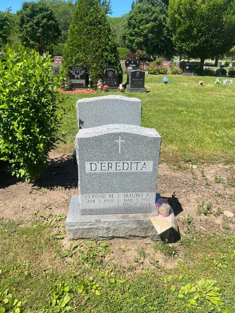 Mauro A. D'eredita's grave. Photo 2