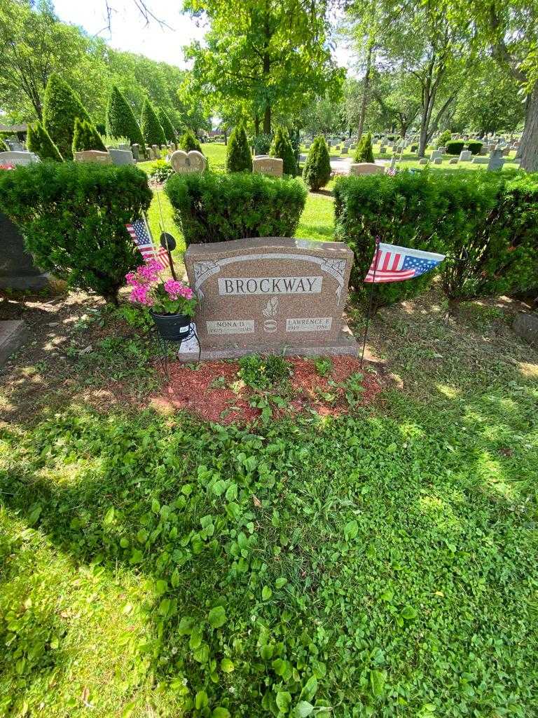 Nona D. Brockway's grave. Photo 1