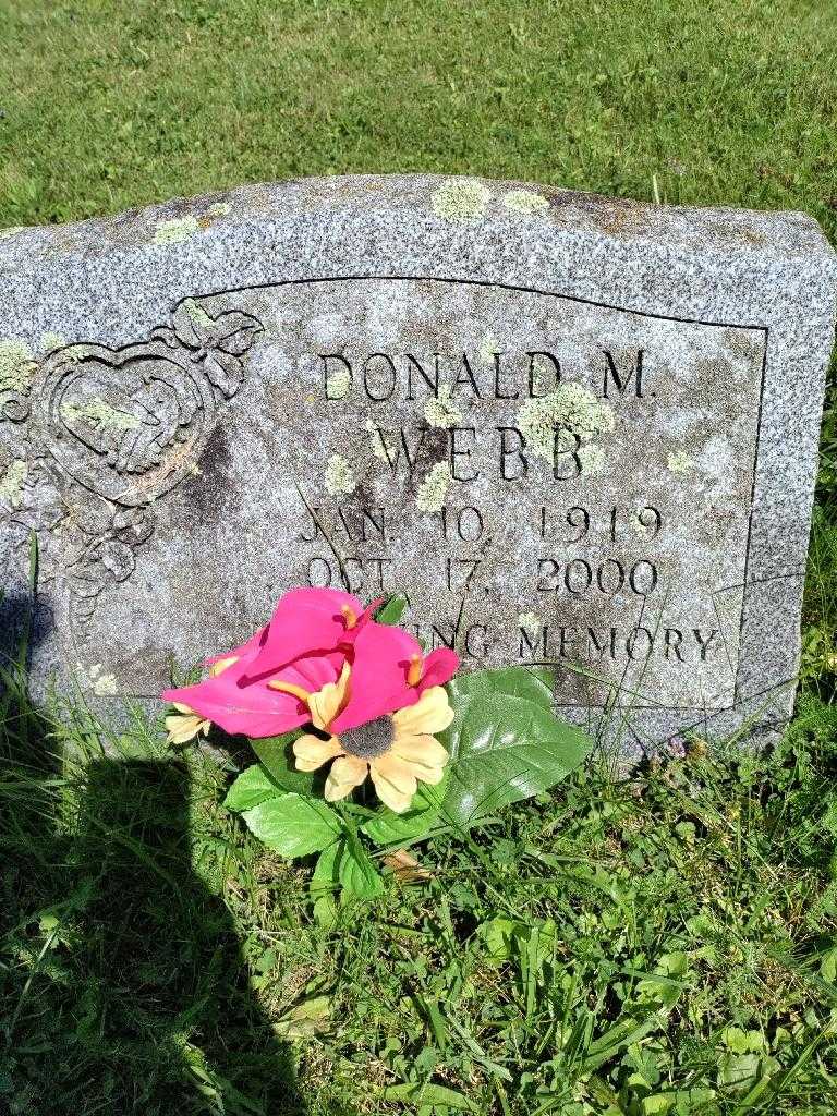 Donald M. Webb's grave. Photo 3