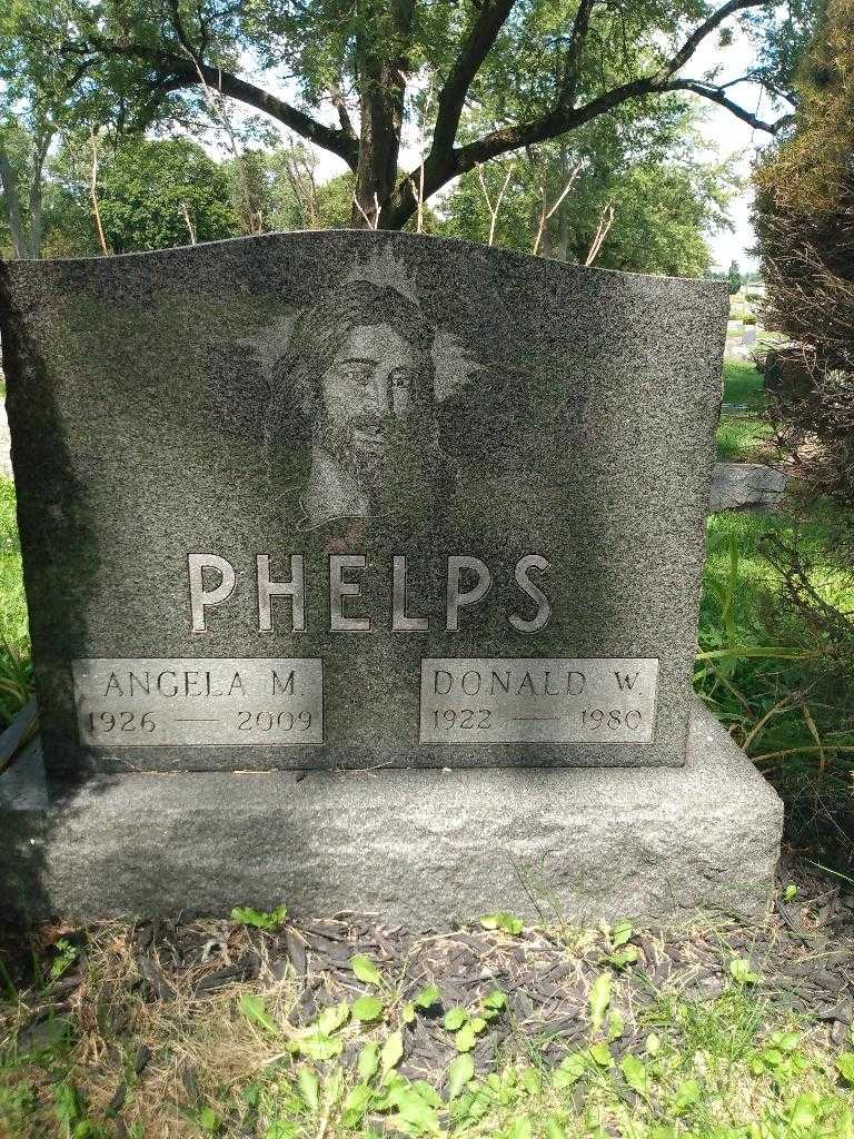 Angela M. Phelps's grave. Photo 3