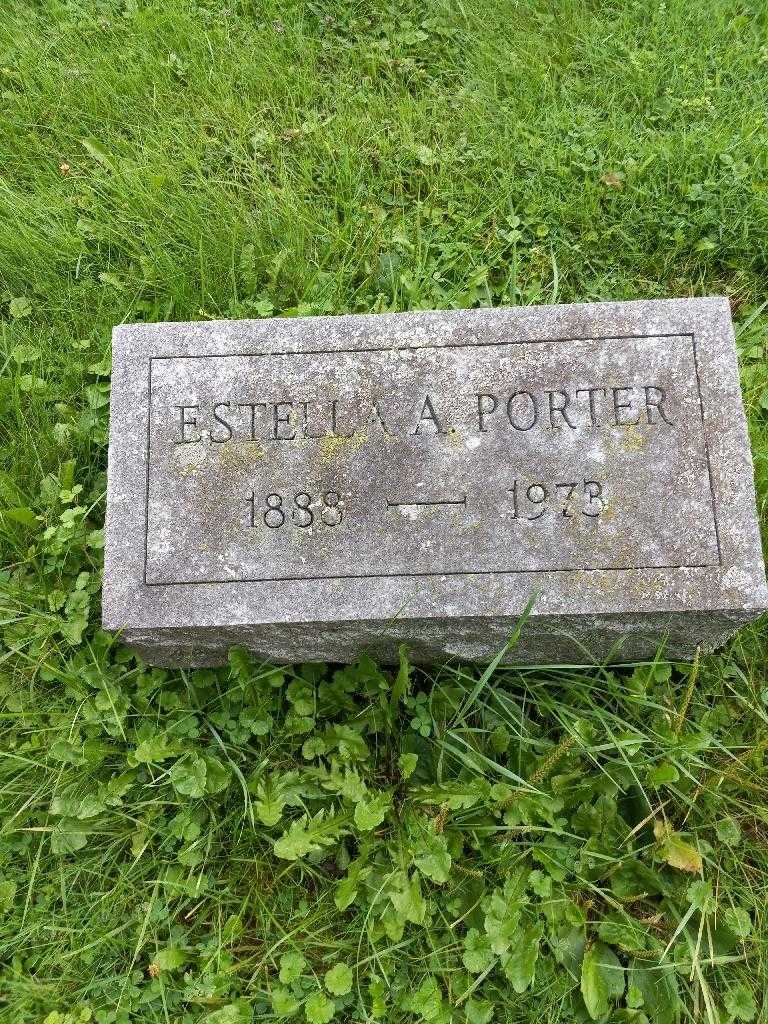 Estella A. Porter's grave. Photo 3