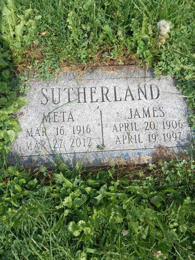 Meta Sutherland's grave. Photo 2