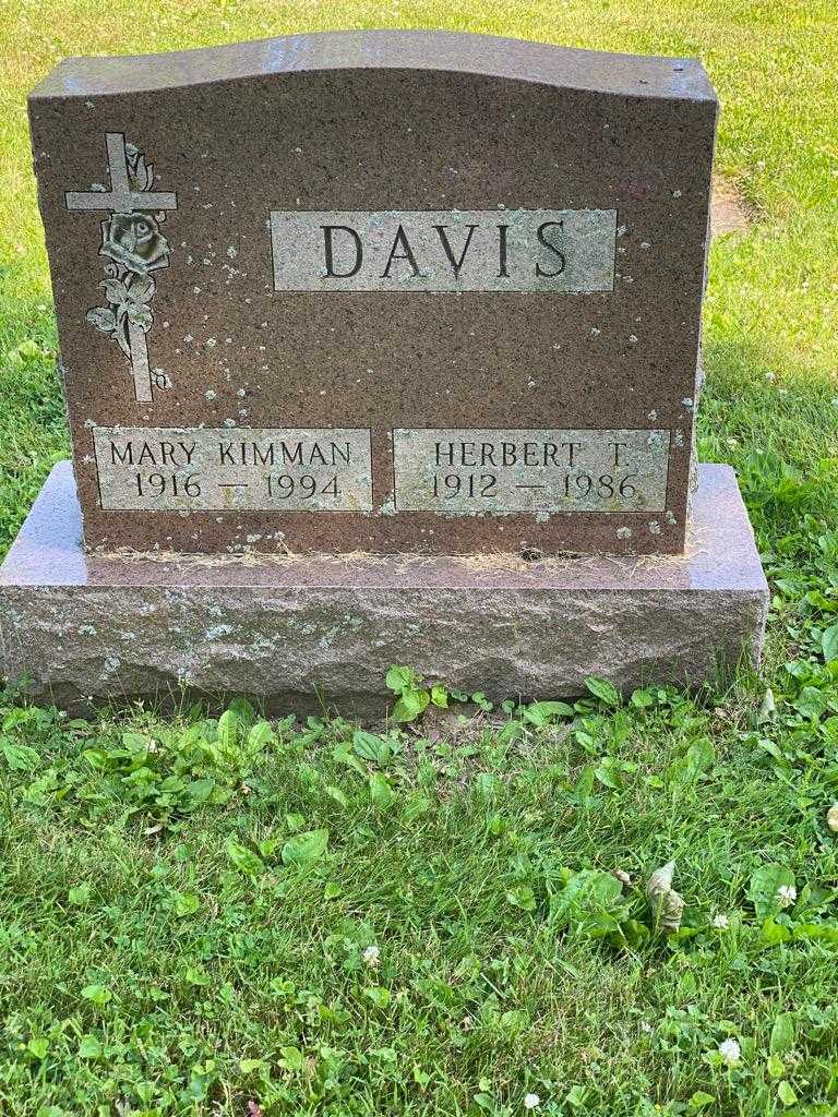 Herbert T. Davis's grave. Photo 3