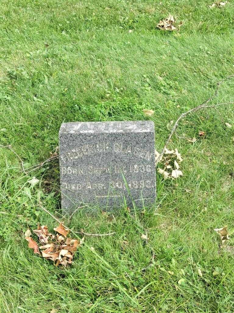 Frederick Clasen's grave. Photo 2