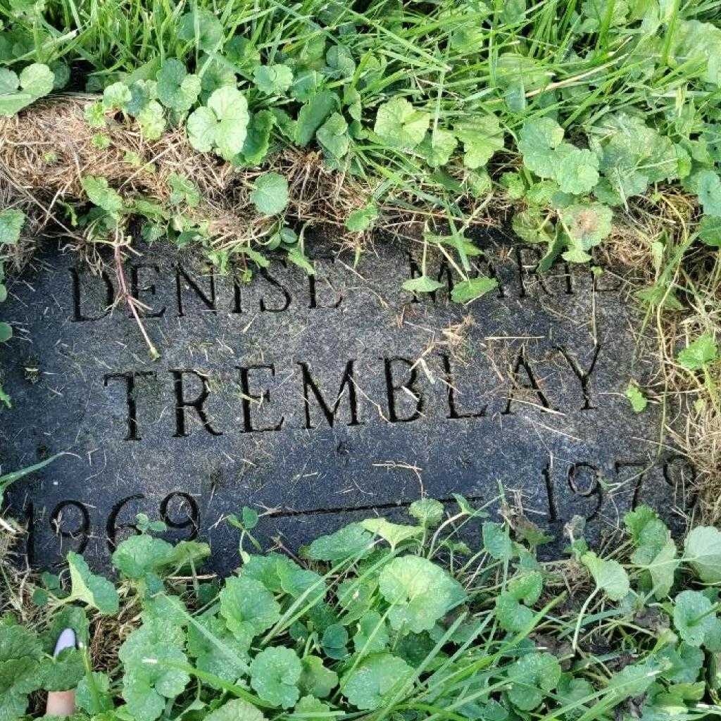 Denise Marie Tremblay's grave. Photo 3