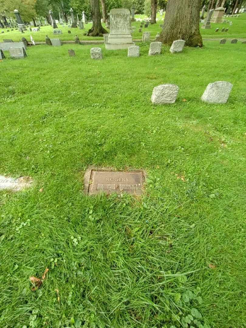 Frank Boston Rogers's grave. Photo 1