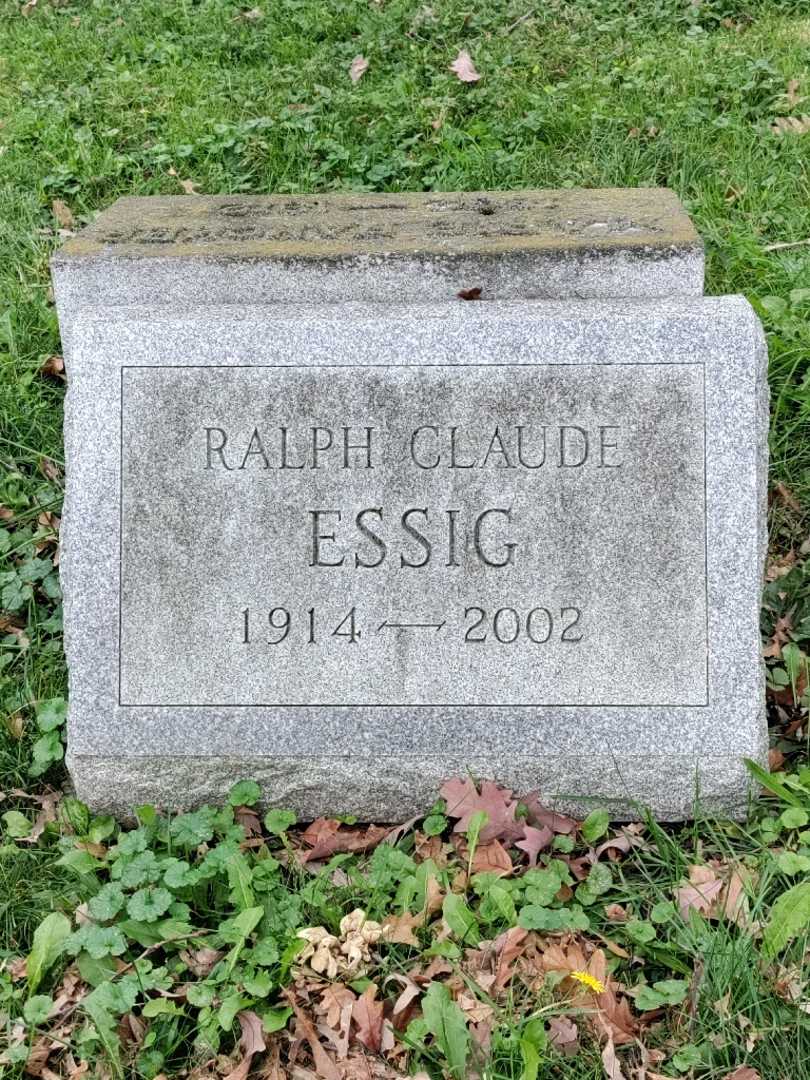 Ralph Claude Essig's grave. Photo 3