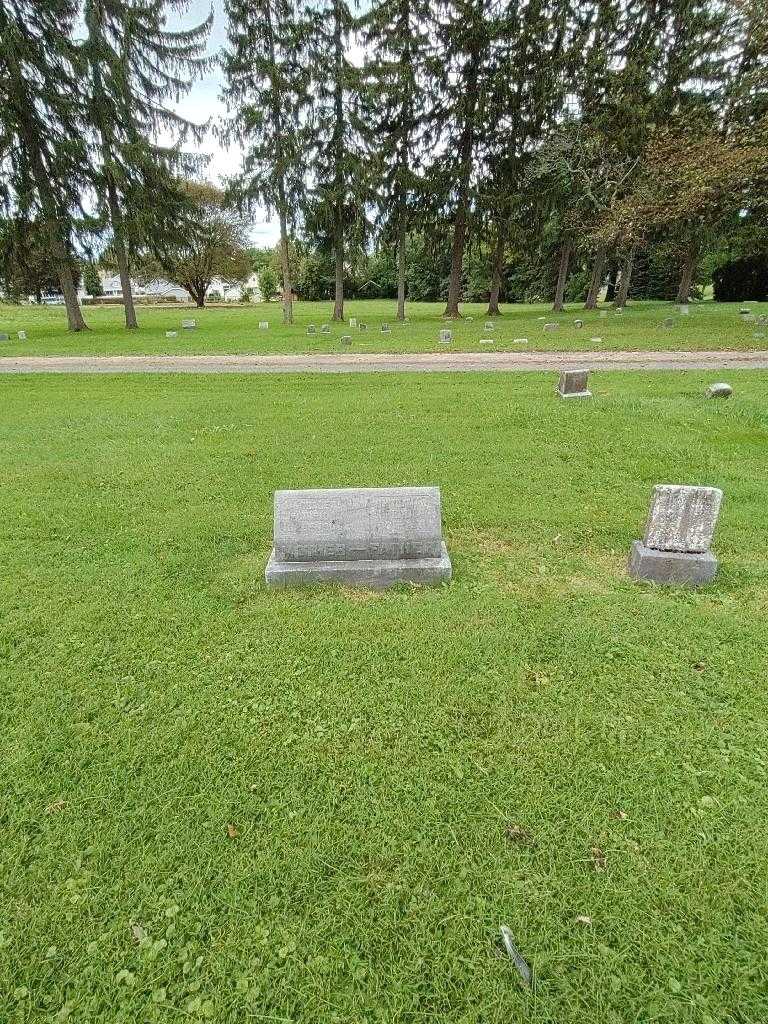 Magdelena Fridrich's grave. Photo 1