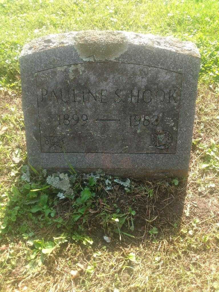 Pauline S. Hook's grave. Photo 2