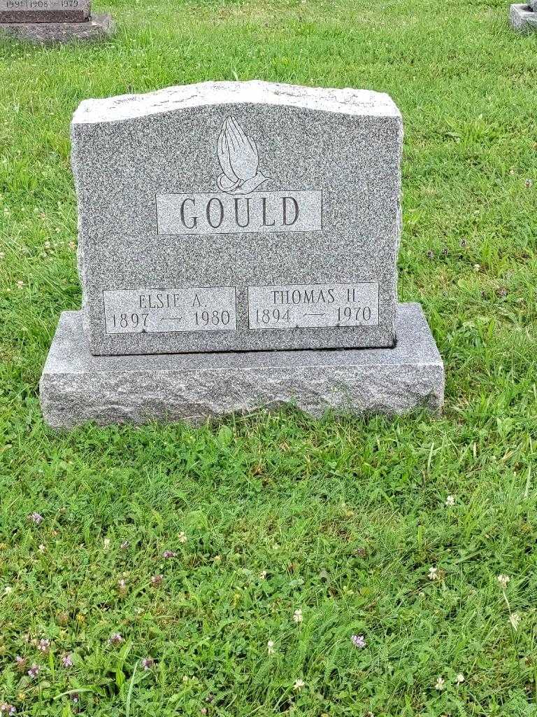 Elsie A. Gould's grave. Photo 2