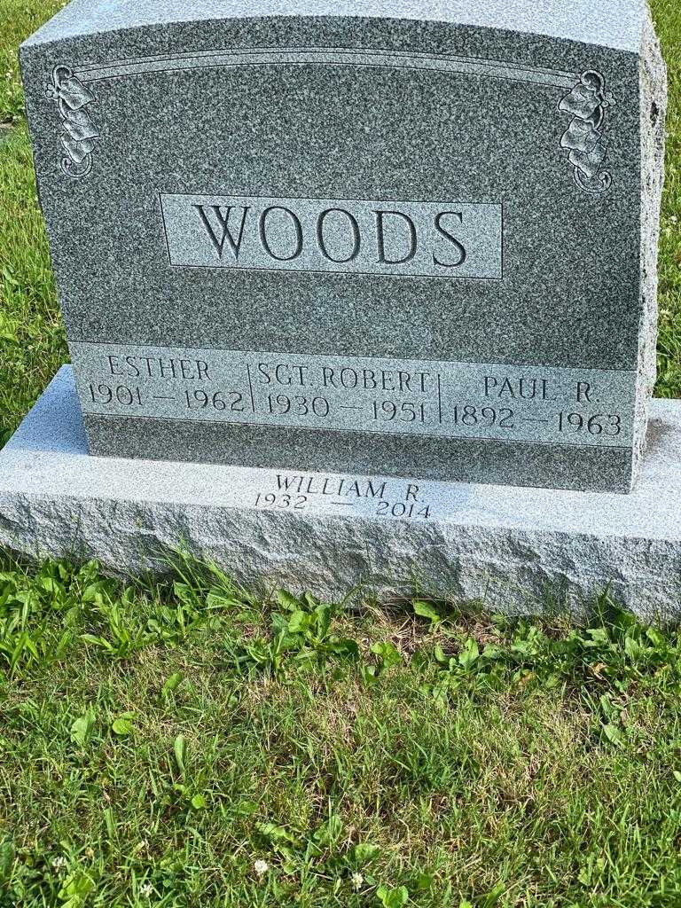 Paul R. Woods's grave. Photo 3