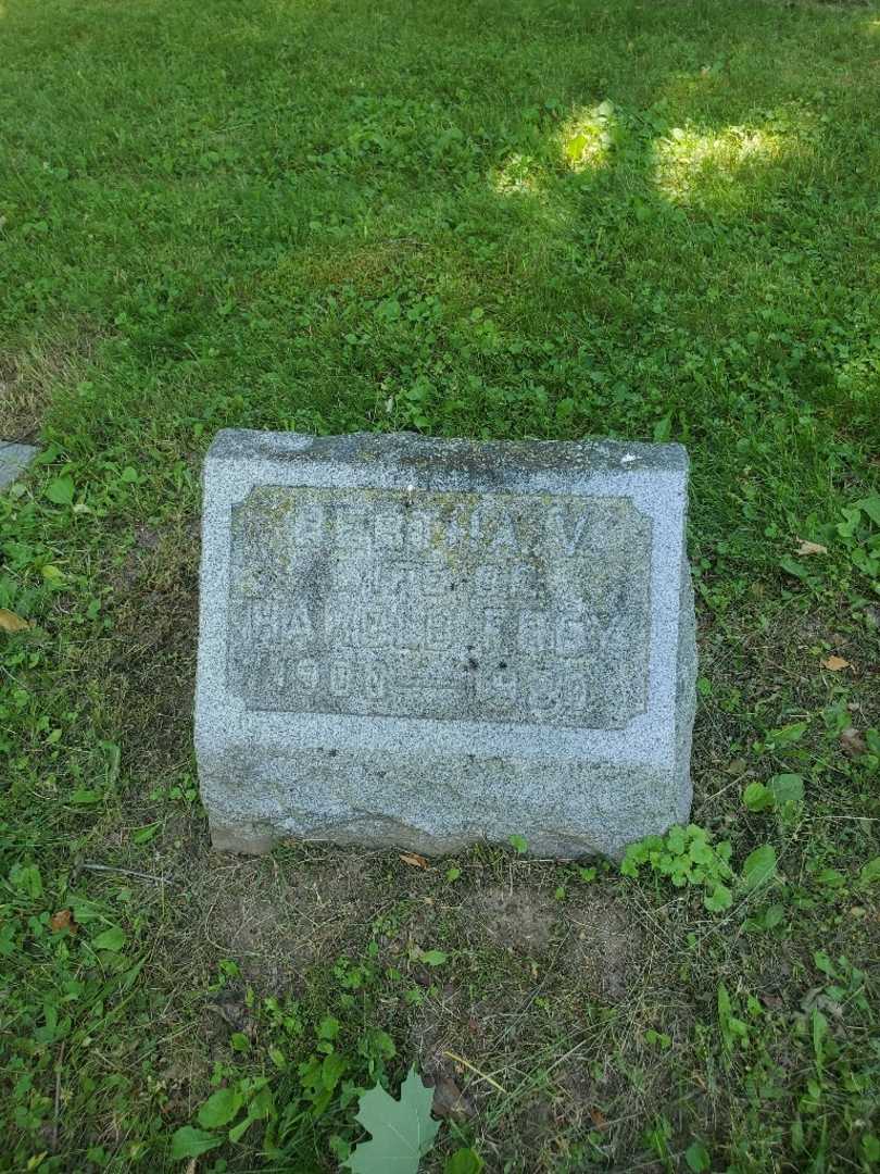 Bertha V. Frey's grave. Photo 2