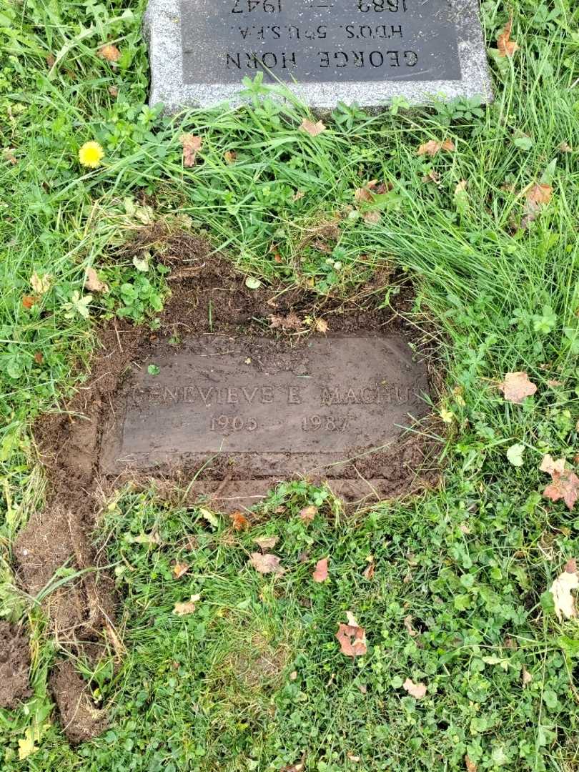 Genevieve E. Machut's grave. Photo 2