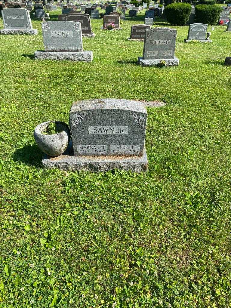 Albert John Sawyer's grave. Photo 2