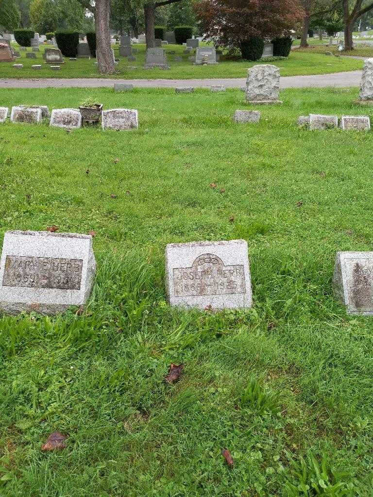 Mary E. Herb's grave. Photo 1