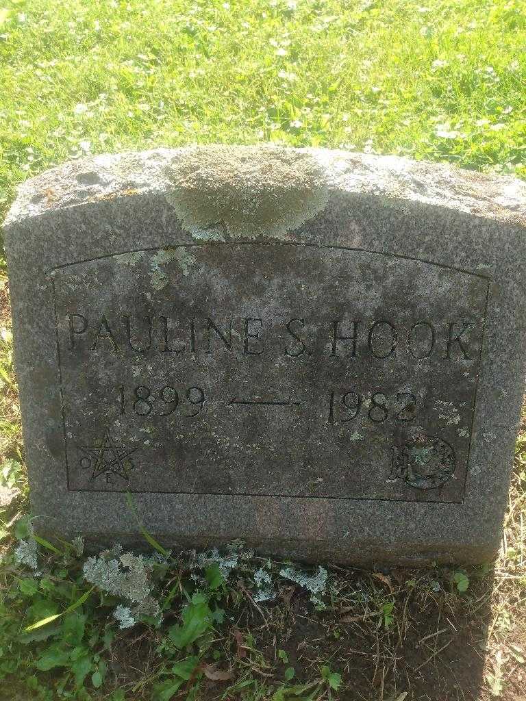 Pauline S. Hook's grave. Photo 3