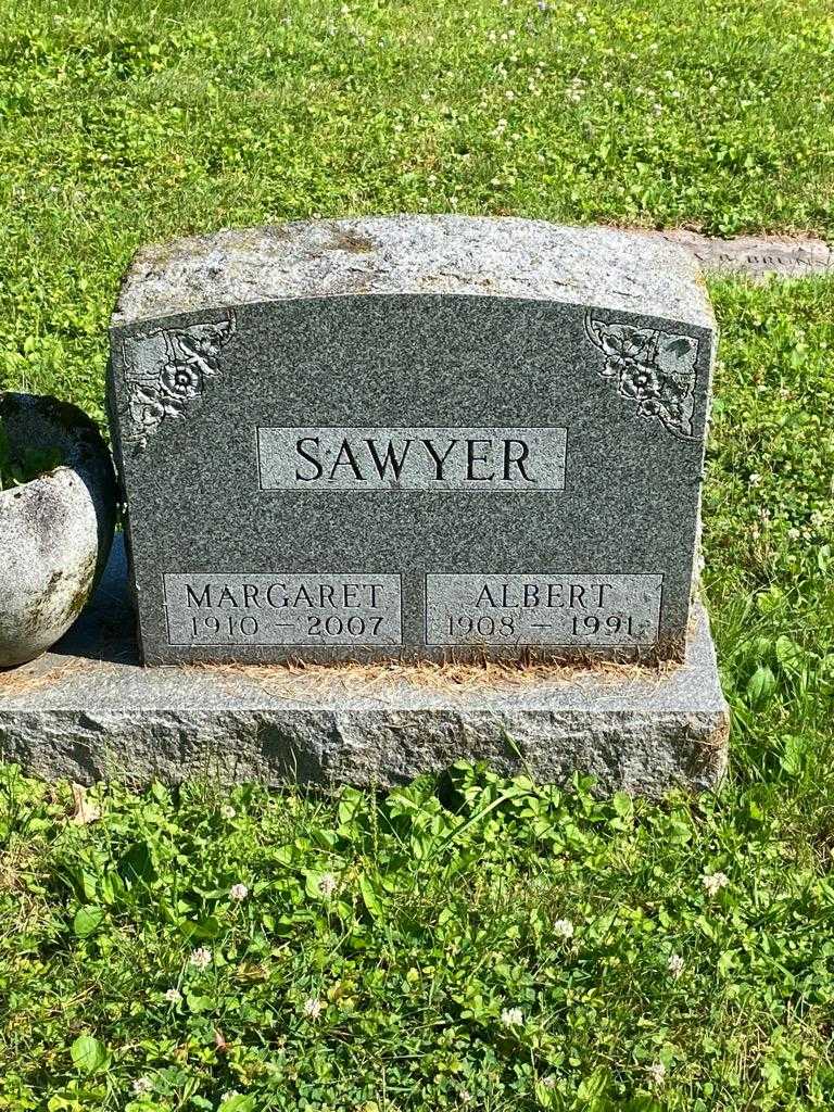 Albert John Sawyer's grave. Photo 1