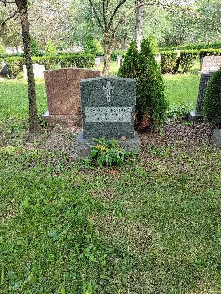 Frances Bottaro's grave. Photo 1