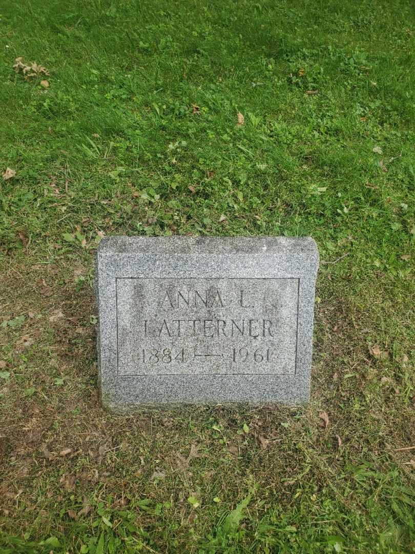 Anna L. Latterner's grave. Photo 3