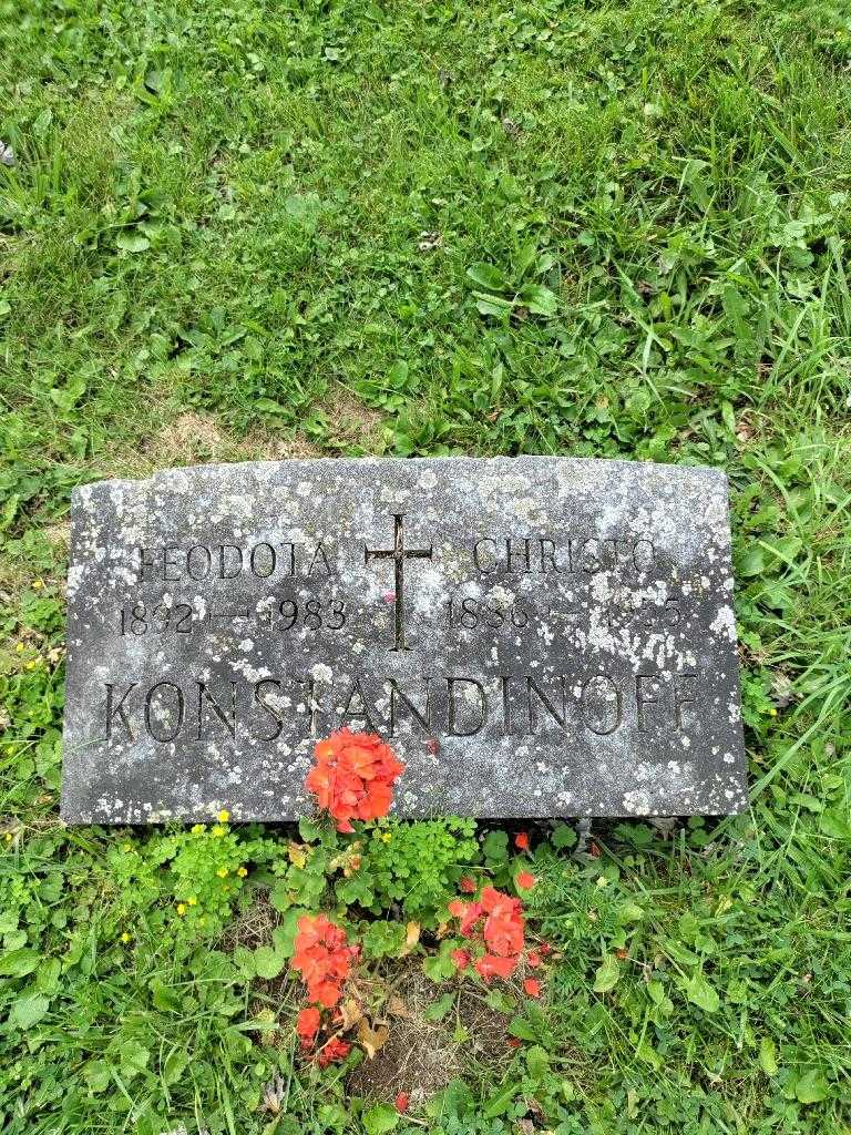 Christo Kostandinoff's grave. Photo 2
