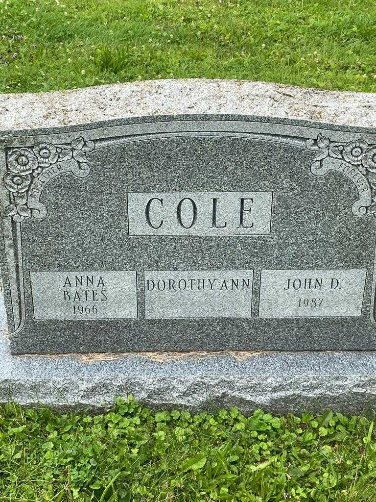Anna Bates Cole's grave. Photo 3