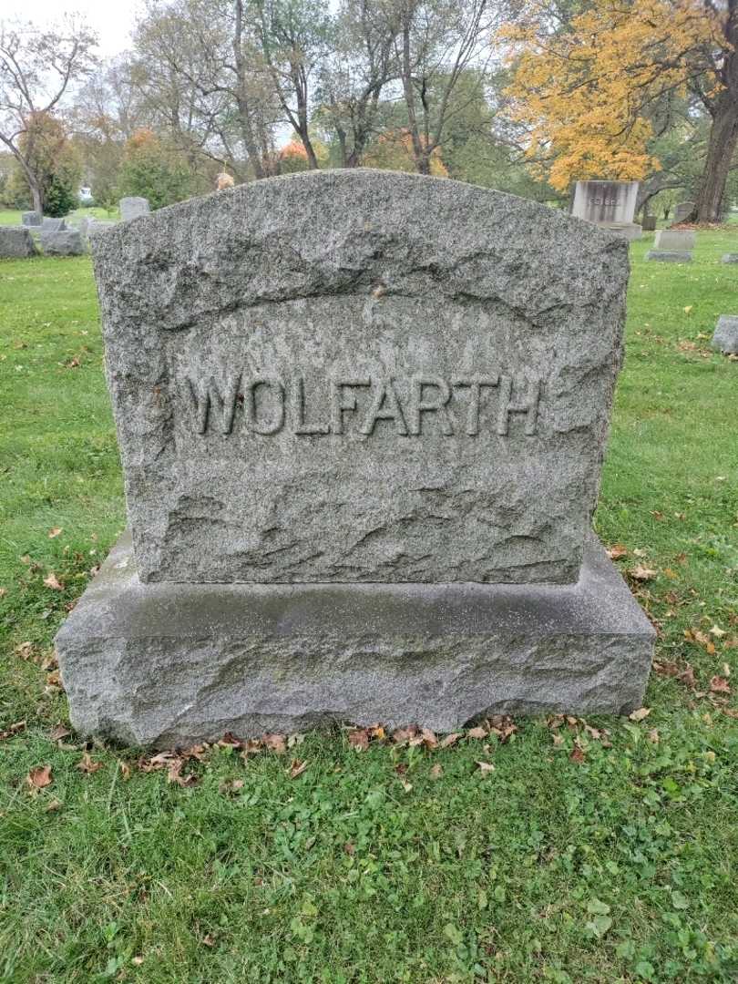 Joseph Wolfarth's grave. Photo 4