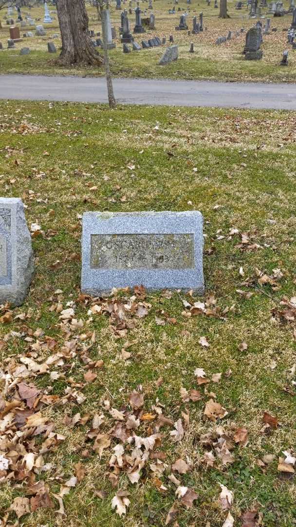Oscar H. Rau's grave. Photo 2
