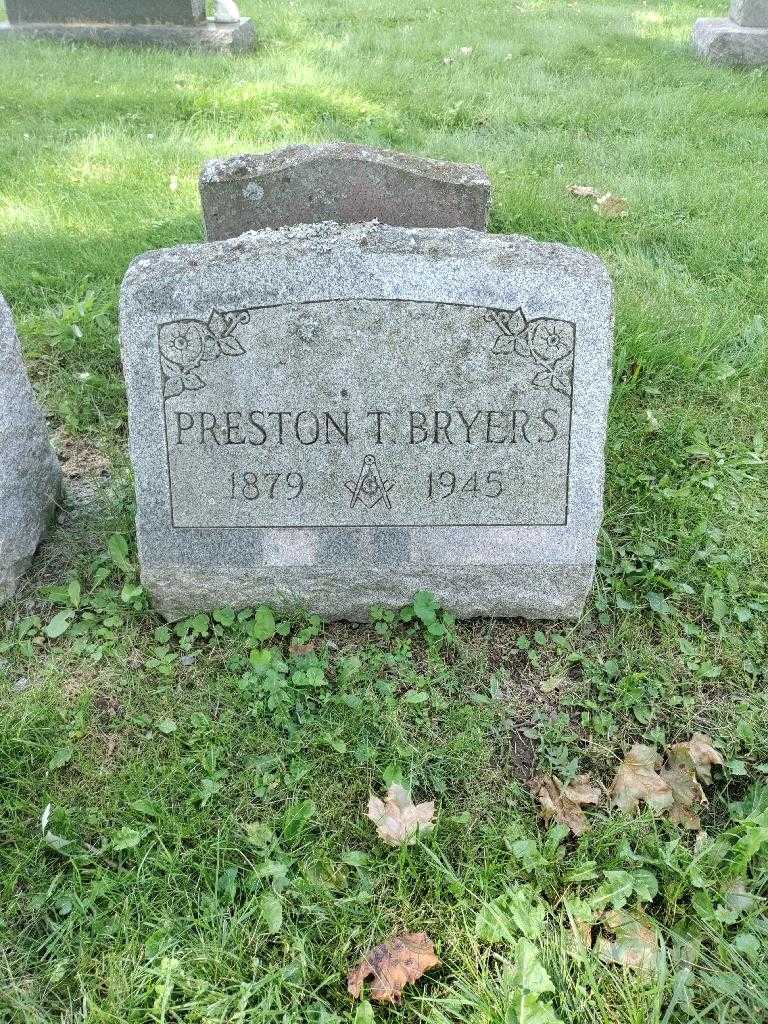 Preston T. Bryers's grave. Photo 2