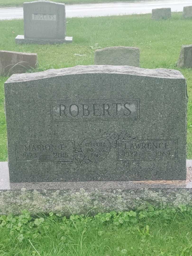 Marion Elizabeth Roberts's grave. Photo 2