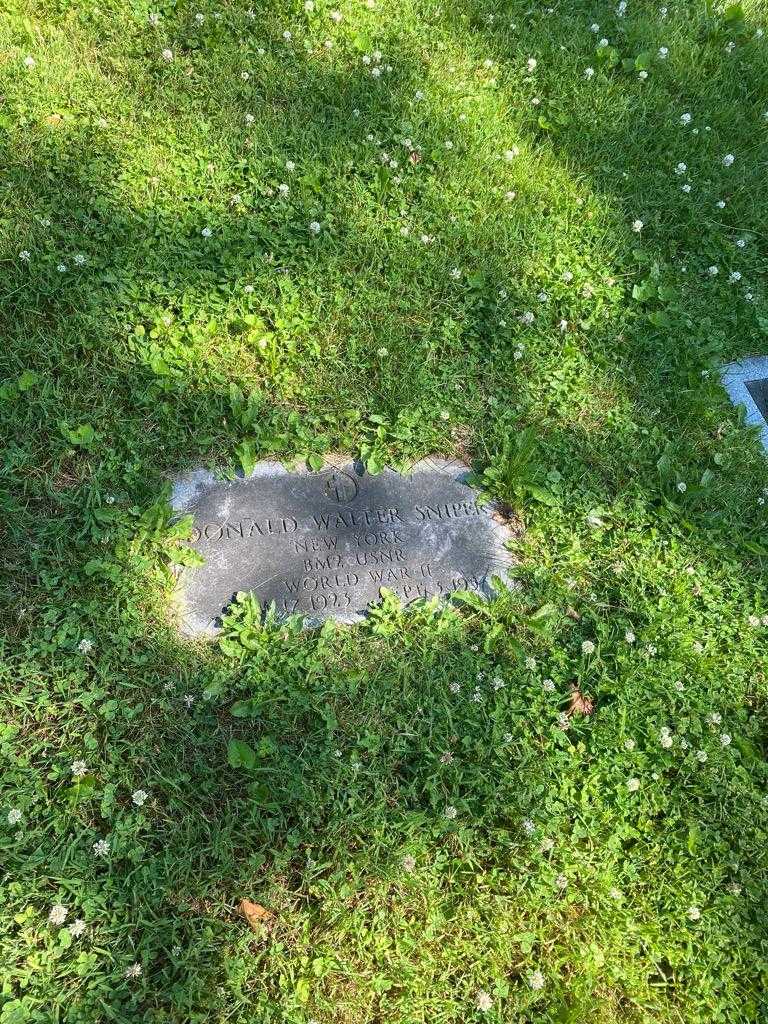 Donald Walter Sniper's grave. Photo 2