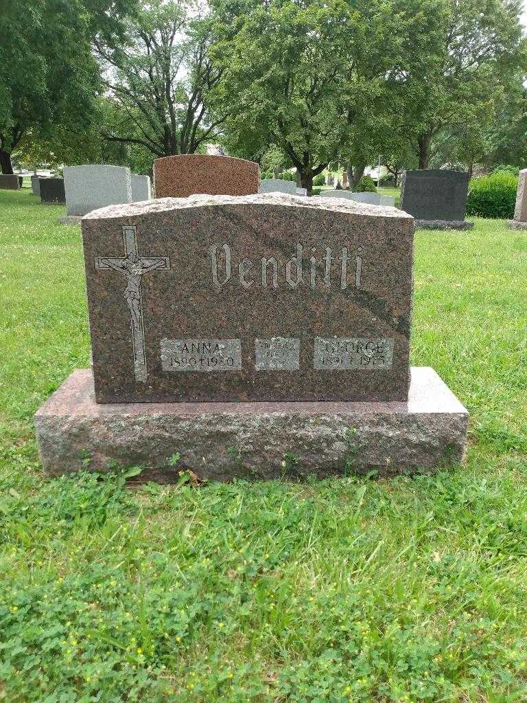 George Venditti's grave. Photo 1