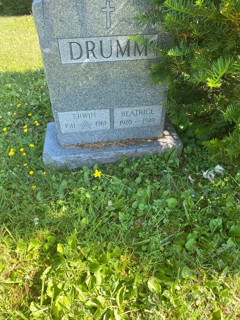 Erwin Drumm's grave. Photo 2