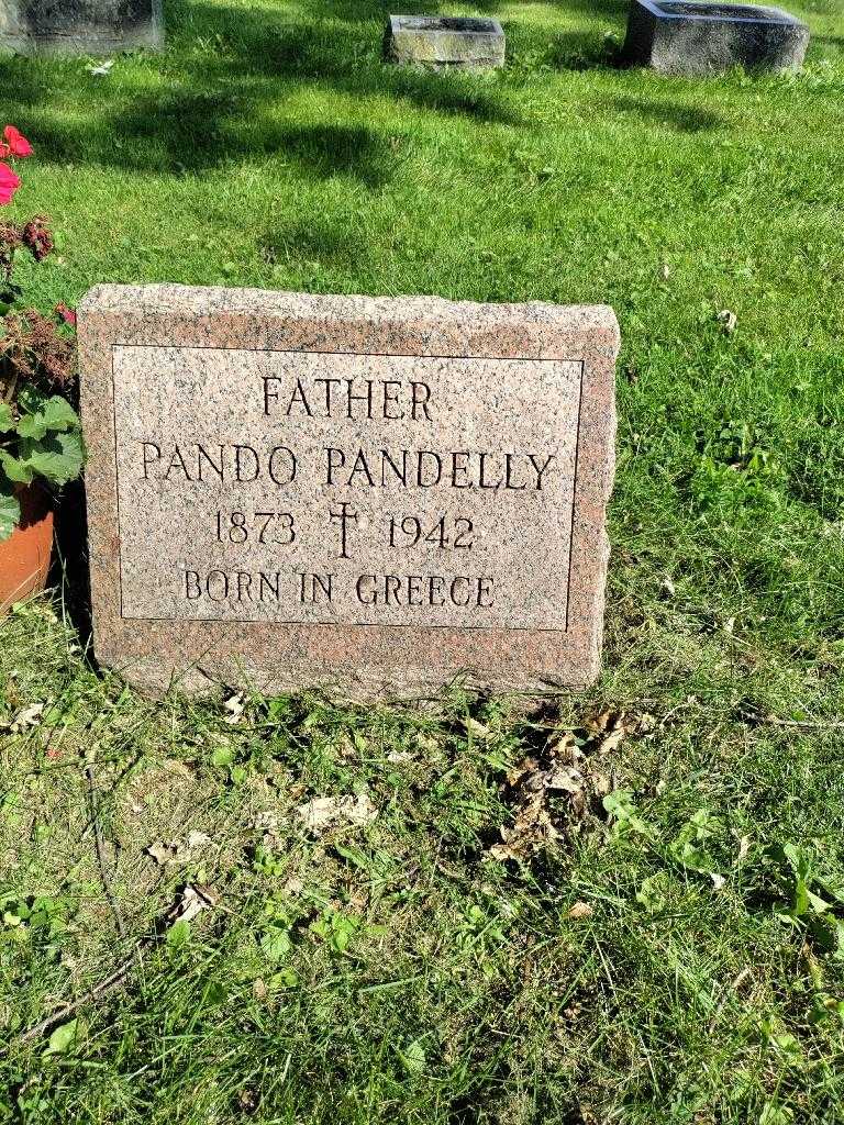 Pando Peter Pandelly's grave. Photo 1