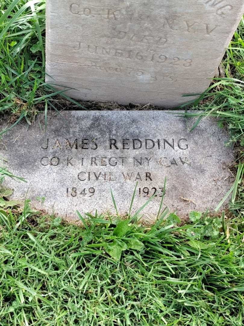 James Redding's grave. Photo 4