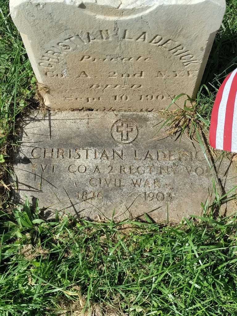 Christian Laderick's grave. Photo 4