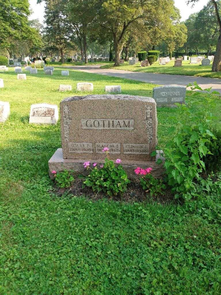 Oscar P. Gotham's grave. Photo 1