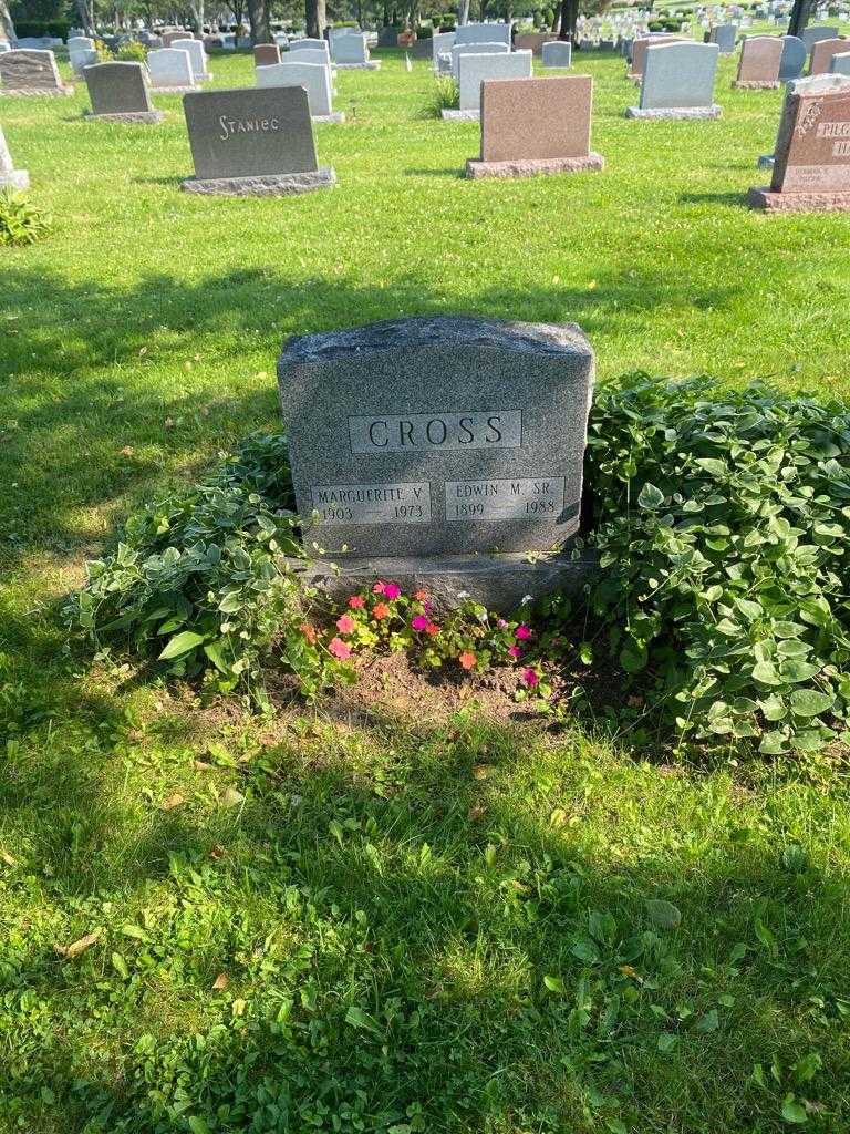 Edwin M. Cross Senior's grave. Photo 2