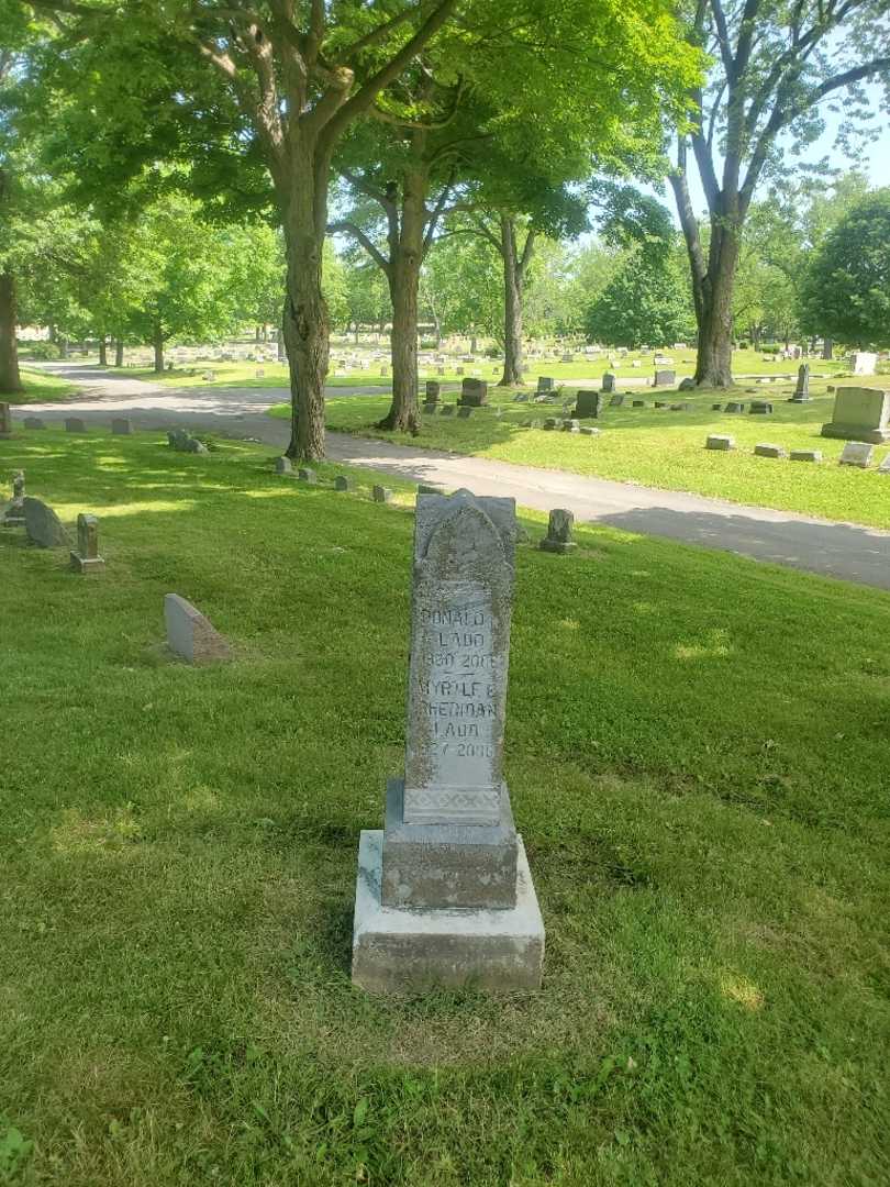 Myrtle E. Sheridan Ladd's grave. Photo 1