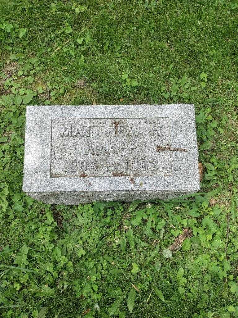 Matthew H. Knapp's grave. Photo 2