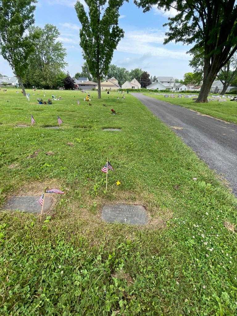 Alonzo Sease's grave. Photo 1