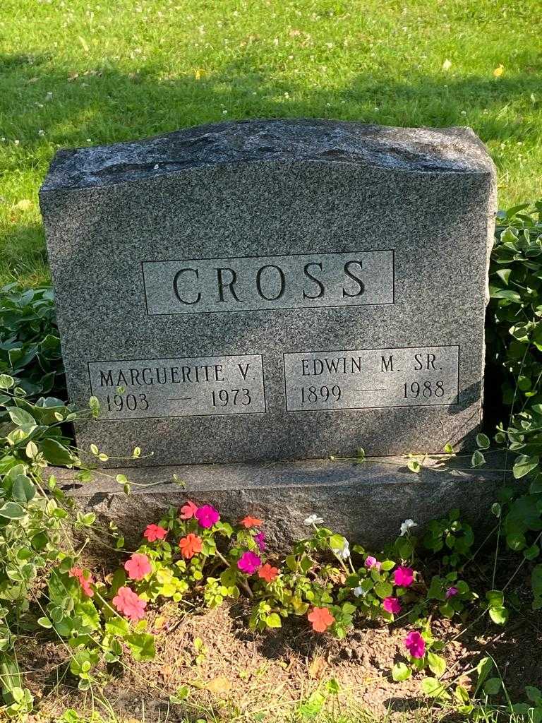 Edwin M. Cross Senior's grave. Photo 3