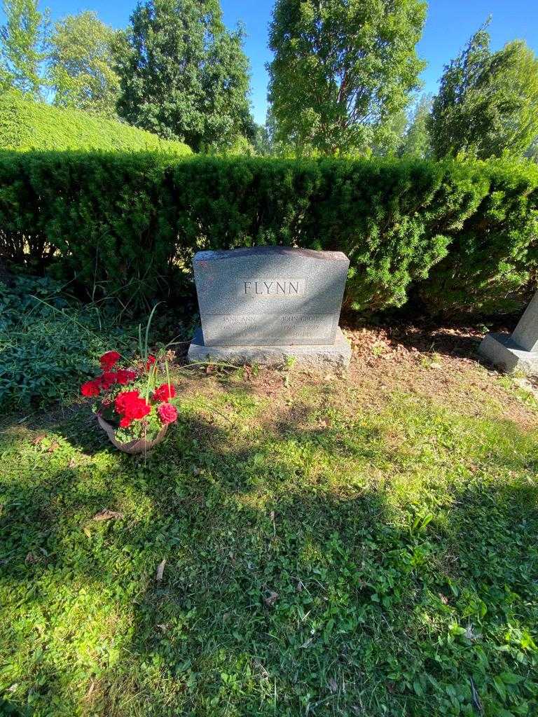 Jane Ann Flynn's grave. Photo 1