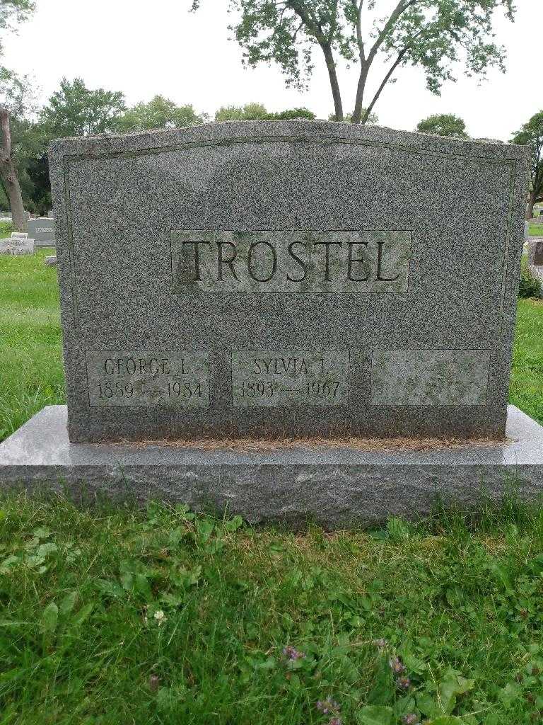 Sylvia I. Trostel's grave. Photo 3