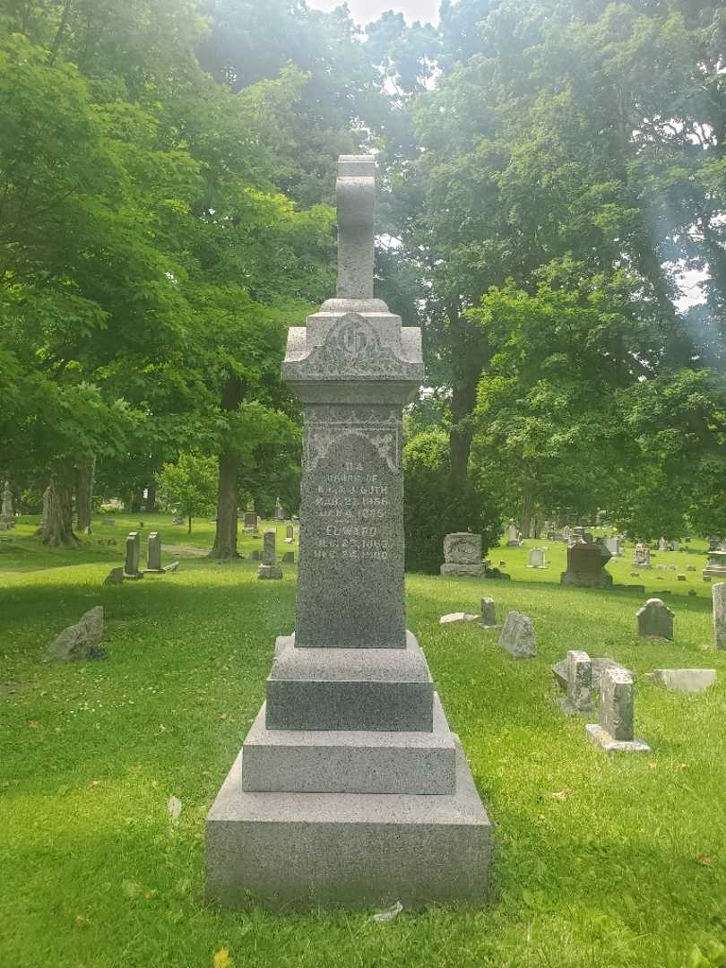 Edward Guth's grave. Photo 1