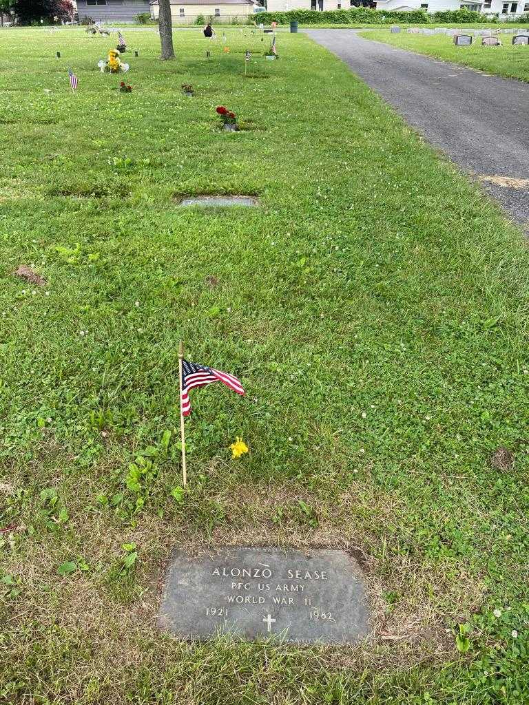 Alonzo Sease's grave. Photo 2