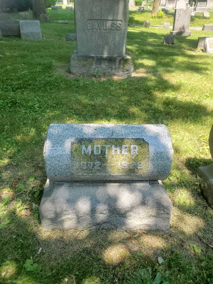 Elizabeth A. Bayliss's grave. Photo 3